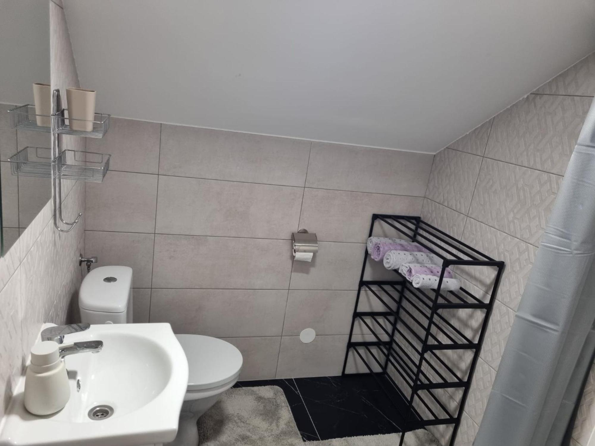 Sobe Marta Hotel Trgovisce Екстериор снимка